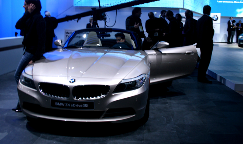 Illustration for article titled 2010 BMW Z4 Slips Onto The Stage